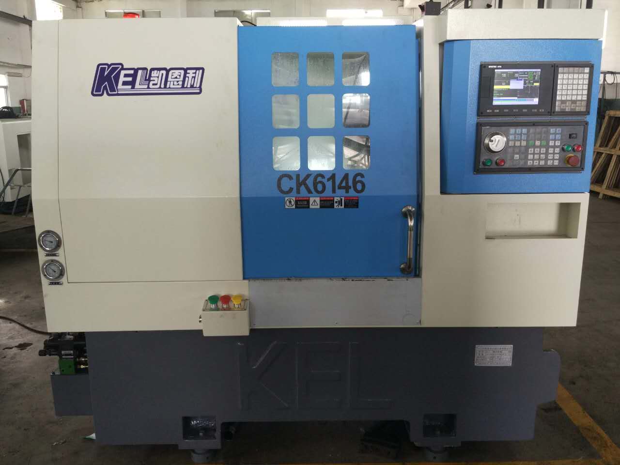 CKX6146C (46標(biāo)準(zhǔn)排刀機）∠45斜床身高配置數(shù)控車床