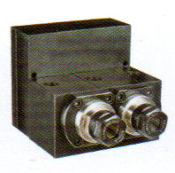 控制系統(tǒng)及主軸電機(jī)采用伺服主軸，加裝兩軸徑向或軸向伺服動(dòng)力頭?？蓪?shí)現(xiàn)主軸360度任意分度定位，鉆、攻、銑功能。