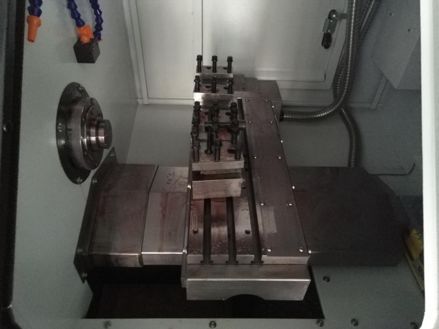 CK-25PL經(jīng)濟(jì)型線軌（內(nèi)部結(jié)構(gòu)）