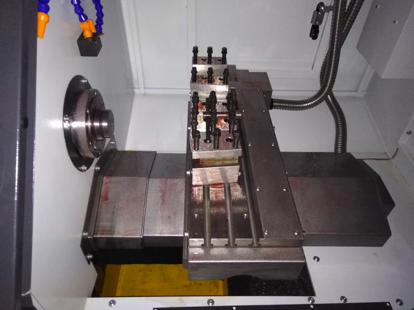 CK-25PL經(jīng)濟(jì)型線軌（內(nèi)部結(jié)構(gòu)）